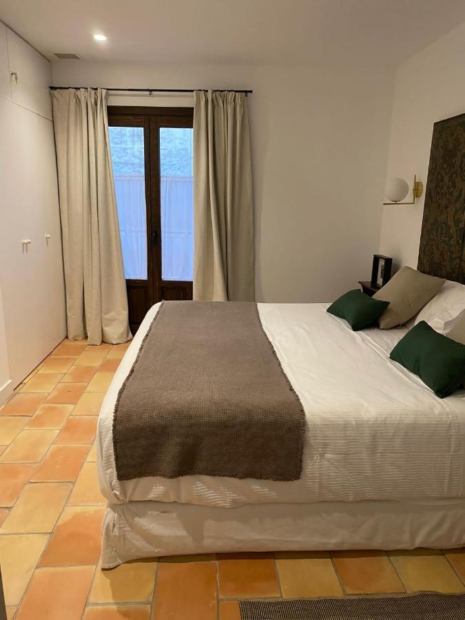 Apartamentos Tres Llaves Palacio De Vela De Los Cobos Ubeda  Exterior photo